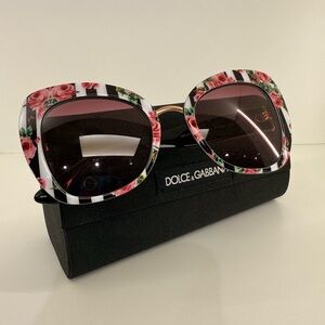 Pre Owned Dolce & Gabana Floral & Stripe Designer Sunglasses w/ Case.
